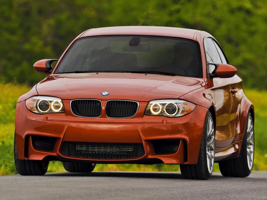  BMW 1-Series M Coupe 2011 года  (US) (фото 27 из 30)